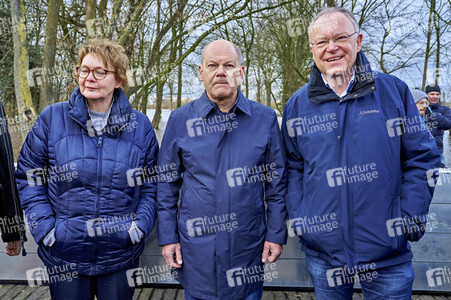 Olaf Scholz besucht das Hochwassergebiet in Verden