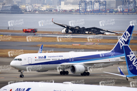 Flugzeugkollision in Tokio