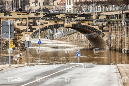 Elbe-Hochwasser in Dresden