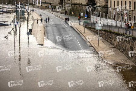 Elbe-Hochwasser in Dresden