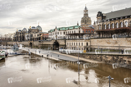 Elbe-Hochwasser in Dresden