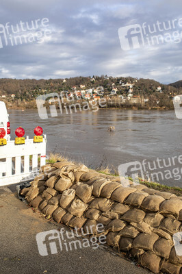 Elbe-Hochwasser in Dresden
