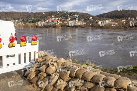 Elbe-Hochwasser in Dresden