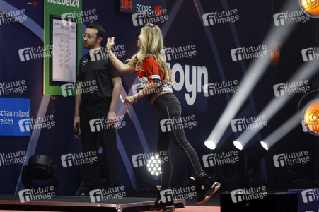 Promi-Darts-WM 2024 in Düsseldorf