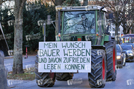 Bauerndemo gegen Agrarpolitik der Bundesregierung in der Region Hannover