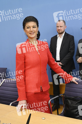 Bundespressekonferenz zur Gründung der Partei Bündnis Sahra Wagenknecht in Berlin