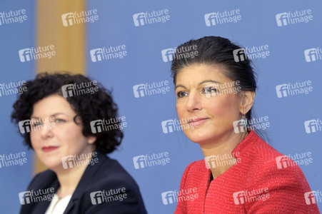 Bundespressekonferenz zur Gründung der Partei Bündnis Sahra Wagenknecht in Berlin