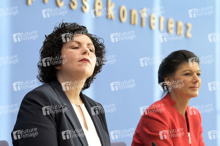 Bundespressekonferenz zur Gründung der Partei Bündnis Sahra Wagenknecht in Berlin