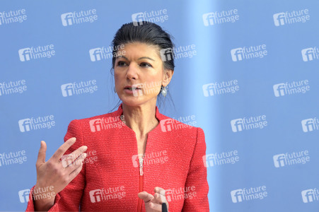 Bundespressekonferenz zur Gründung der Partei Bündnis Sahra Wagenknecht in Berlin