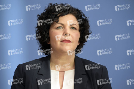 Bundespressekonferenz zur Gründung der Partei Bündnis Sahra Wagenknecht in Berlin