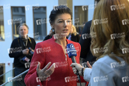 Bundespressekonferenz zur Gründung der Partei Bündnis Sahra Wagenknecht in Berlin