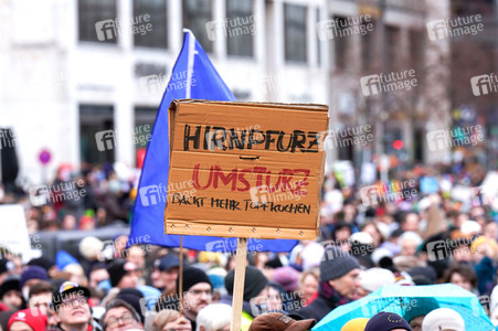 Kundgebung gegen die AfD am Brandenburger Tor in Berlin