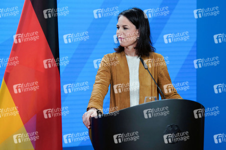 Pressekonferenz von Annalena Baerbock und Stéphane Séjourné in Berlin