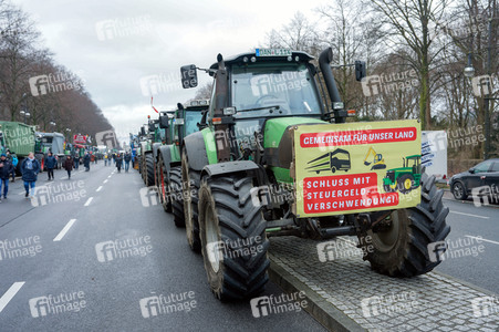 Ankunft zur Großdemonstration von Landwirtschaft und Transportgewerbe in Berlin