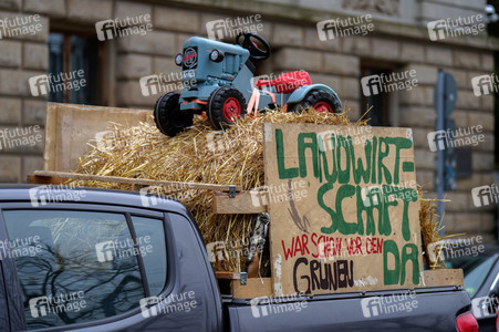 Großkundgebung von Landwirten in Berlin