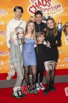 Filmpremiere 'Die Chaosschwestern und Pinguin Paul' in München