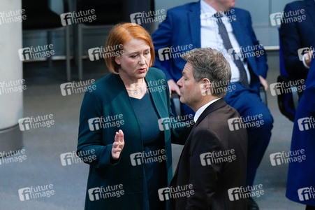 146. Sitzung des Deutschen Bundestages in Berlin