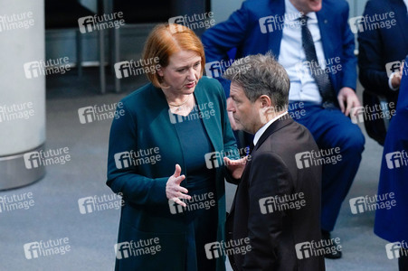 146. Sitzung des Deutschen Bundestages in Berlin