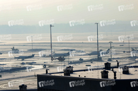 Winterdienst auf dem Flughafen Köln/Bonn