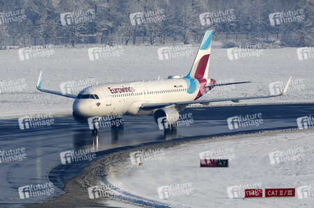 Winterdienst auf dem Flughafen Köln/Bonn