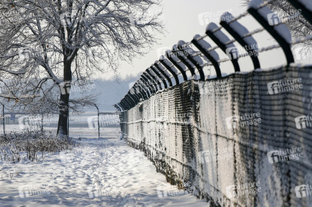 Winterdienst auf dem Flughafen Köln/Bonn