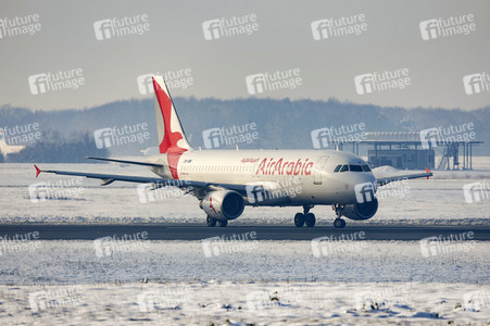 Winterdienst auf dem Flughafen Köln/Bonn