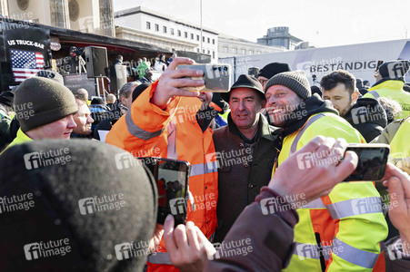 Kundgebung der Spediteure in Berlin