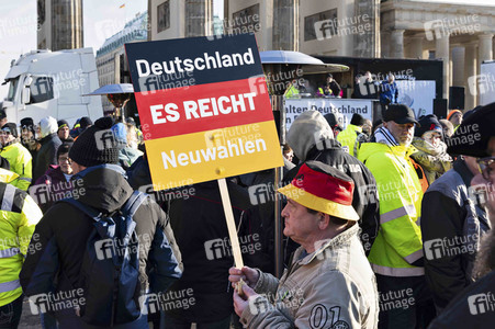 Kundgebung der Spediteure in Berlin