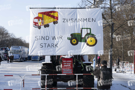 Kundgebung der Spediteure in Berlin