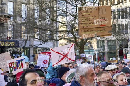 Demonstration gegen Rechtsextremismus in Hannover