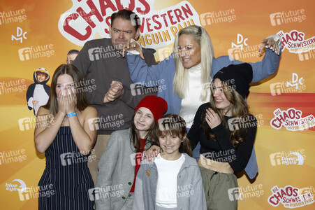 Filmpremiere 'Die Chaosschwestern und Pinguin Paul' in Köln