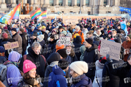 Demonstration gegen Rechtsextremismus in Berlin