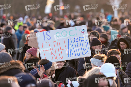 Demonstration gegen Rechtsextremismus in Berlin