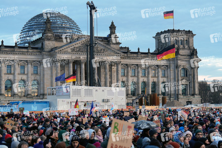 Demonstration gegen Rechtsextremismus in Berlin