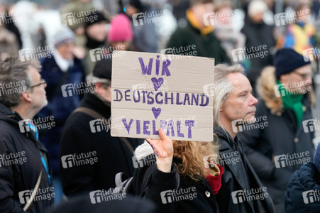 Demonstration gegen Rechtsextremismus in Berlin