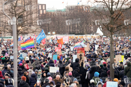Demonstration gegen Rechtsextremismus in Berlin