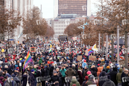 Demonstration gegen Rechtsextremismus in Berlin