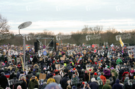 Demonstration gegen Rechtsextremismus in Berlin