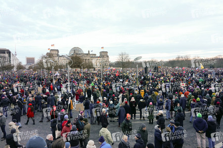 Demonstration gegen Rechtsextremismus in Berlin