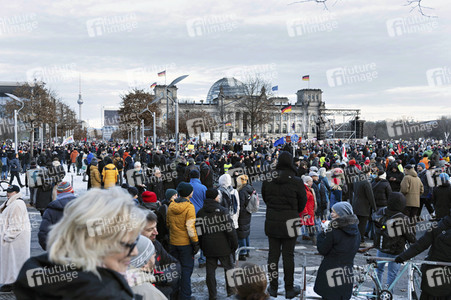 Demonstration gegen Rechtsextremismus in Berlin