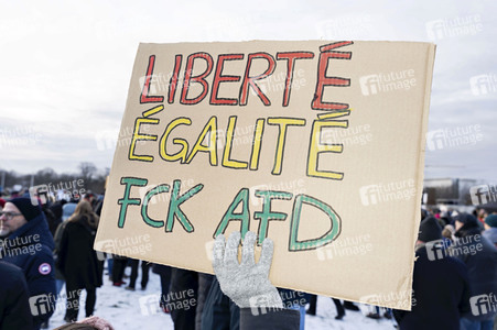 Demonstration gegen Rechtsextremismus in Berlin