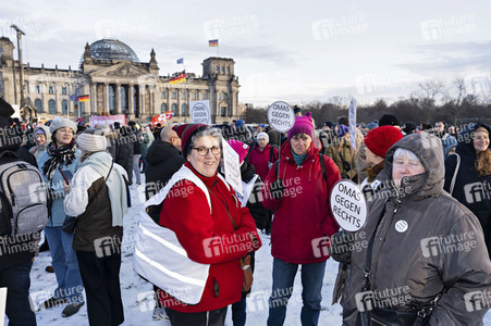 Demonstration gegen Rechtsextremismus in Berlin