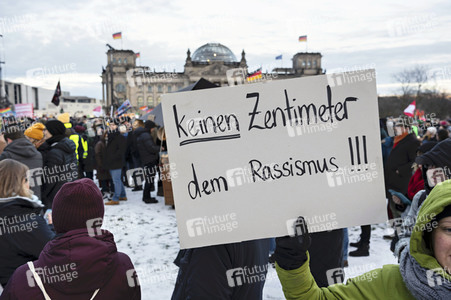 Demonstration gegen Rechtsextremismus in Berlin