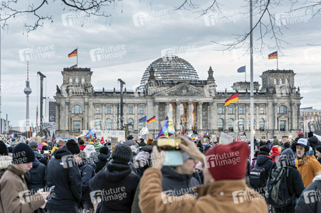 Demonstration gegen Rechtsextremismus in Berlin