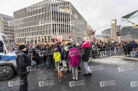 Demonstration gegen Rechtsextremismus in Berlin