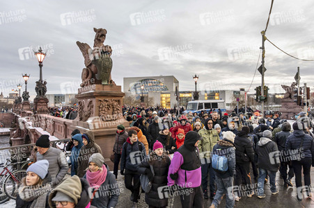 Demonstration gegen Rechtsextremismus in Berlin