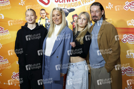 Filmpremiere 'Die Chaosschwestern und Pinguin Paul' in Köln