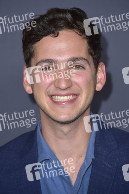Season 12 Premiere 'Lass es, Larry!' in Los Angeles