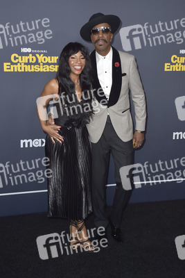 Season 12 Premiere 'Lass es, Larry!' in Los Angeles