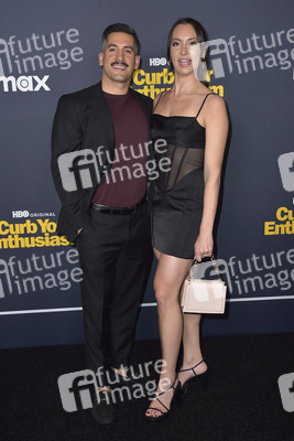 Season 12 Premiere 'Lass es, Larry!' in Los Angeles